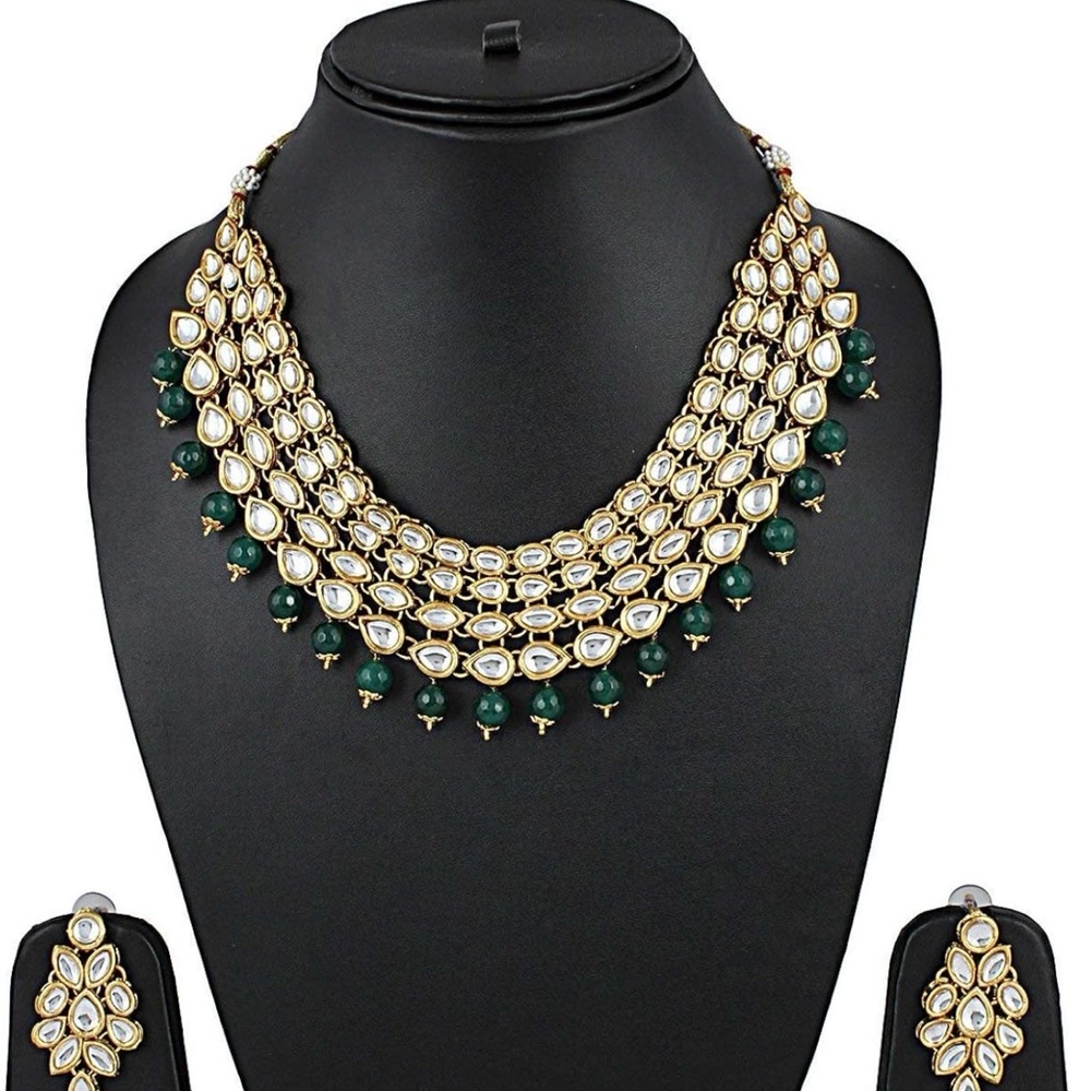 Kundan Gold and Green Necklace Set - Picture 2 of 4